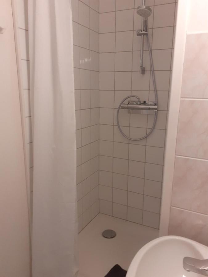 Les Repaires Hotell Nans-sous-Sainte-Anne Exteriör bild