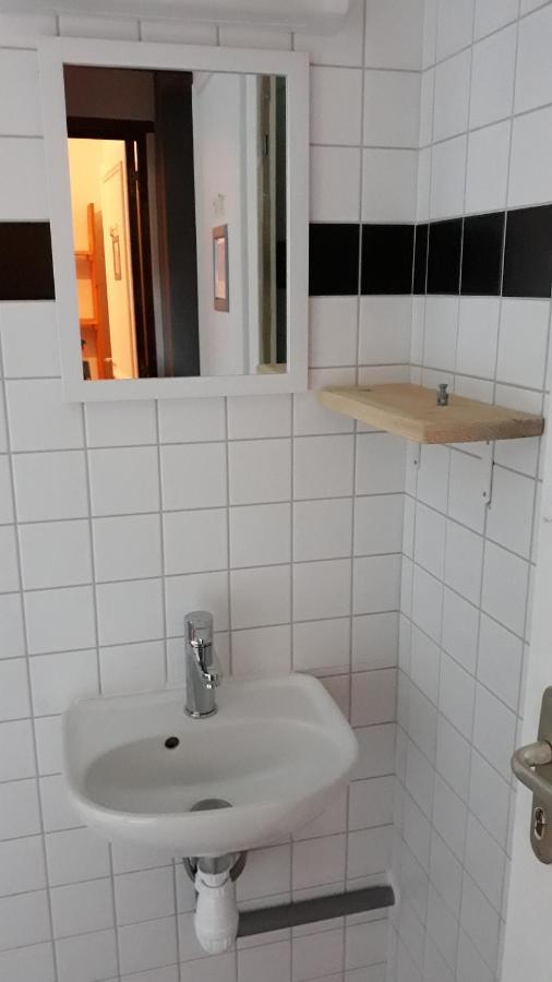 Les Repaires Hotell Nans-sous-Sainte-Anne Exteriör bild