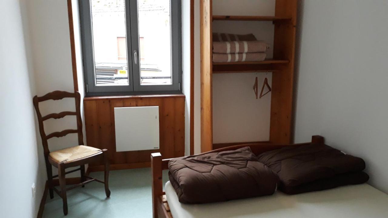 Les Repaires Hotell Nans-sous-Sainte-Anne Exteriör bild