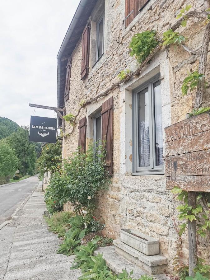 Les Repaires Hotell Nans-sous-Sainte-Anne Exteriör bild