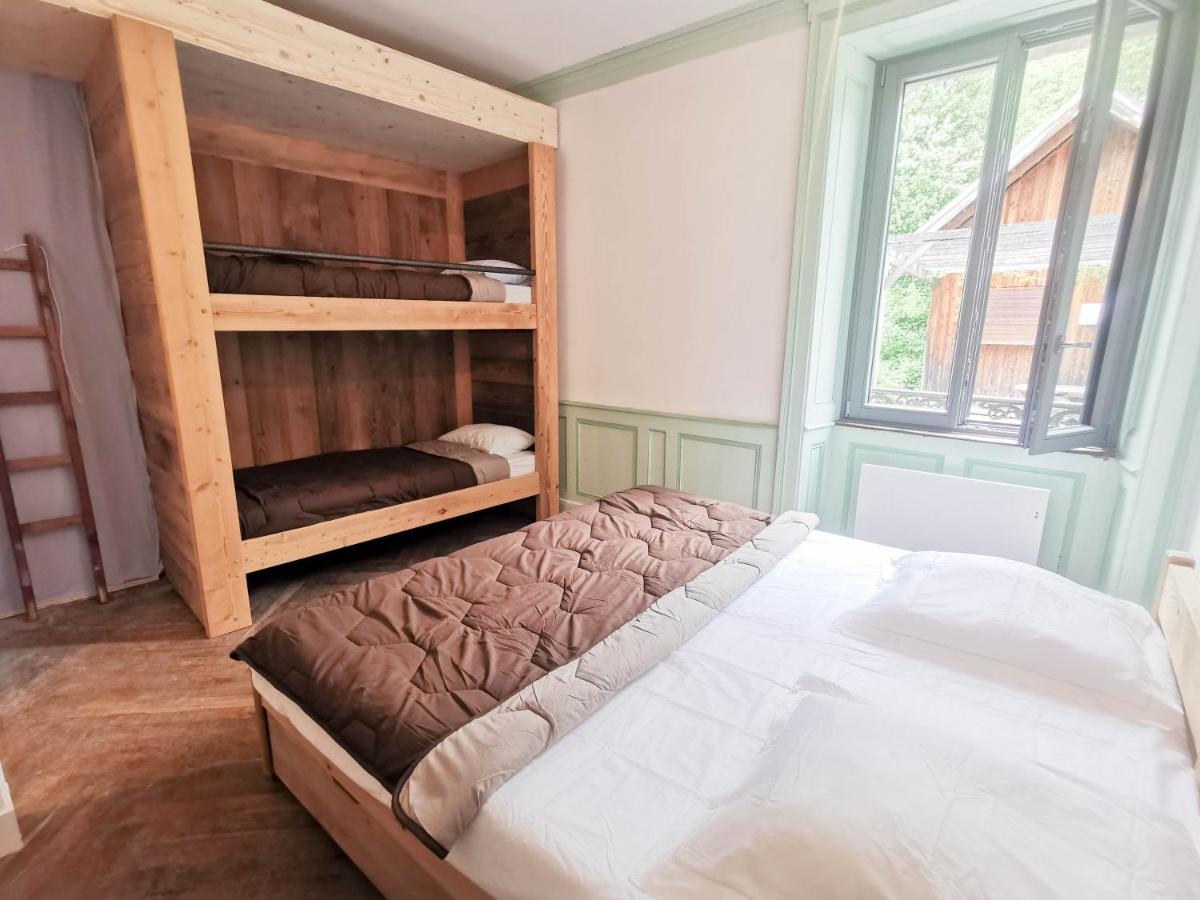 Les Repaires Hotell Nans-sous-Sainte-Anne Exteriör bild